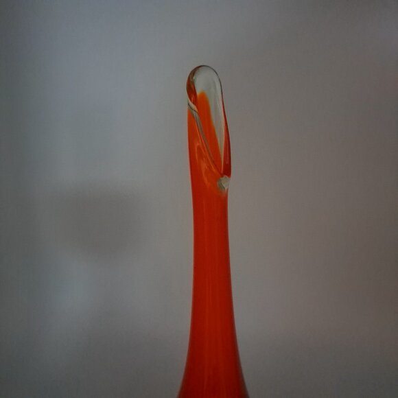 Viking Amberina Orange Footed Vase - Picture 2 of 11